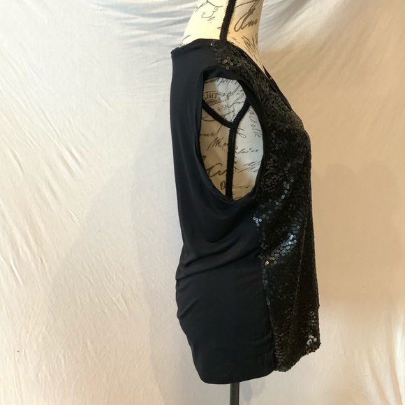 NWT-New York & Company black sleeveless top - Picture 2 of 4